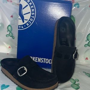 Birkenstock 
BUCKLEY SUEDE LEATHER